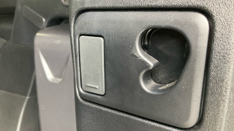 Land Rover Defender 90 Diesel 3.0 D250 Hard Top SE Auto